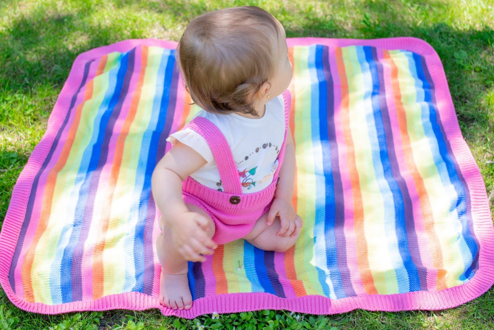 Rainbow Knitted Blanket - Mary Tale